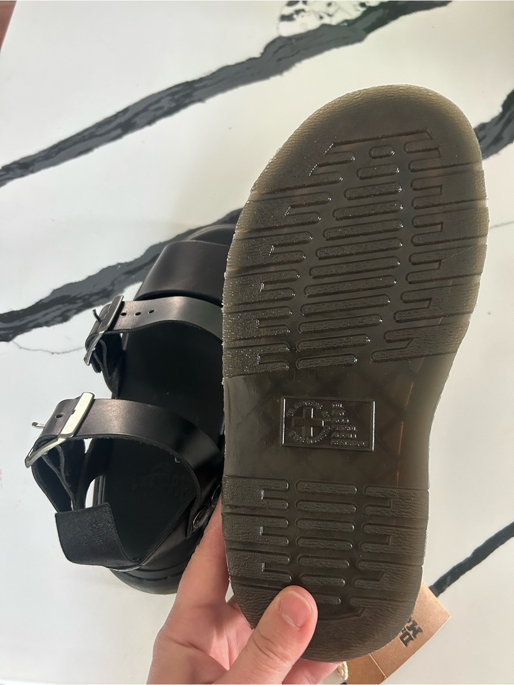 New Dr. Martens Gryphon Women Black Triple-Strap Leather Sandals Size 5 Black - Picture 5 of 7